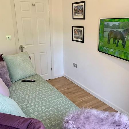 Renovated Miner'S Cottage - Family & Dog Friendly Abertillery 外观 照片