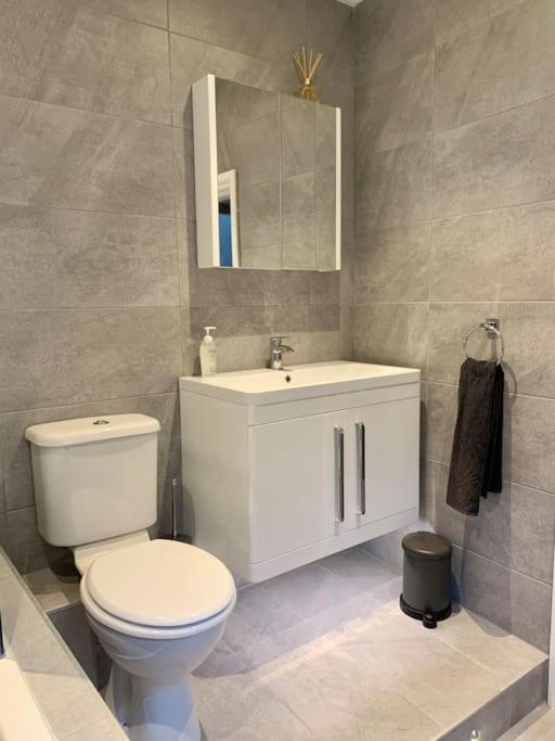 Renovated Miner'S Cottage - Family & Dog Friendly Abertillery 外观 照片