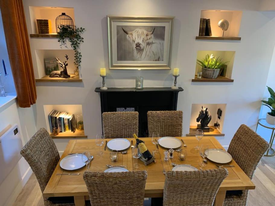 Renovated Miner'S Cottage - Family & Dog Friendly Abertillery 外观 照片
